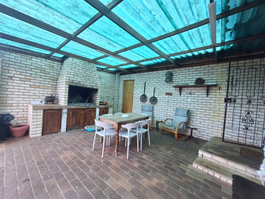 3 Bedroom Property for Sale in Wavecrest Eastern Cape
